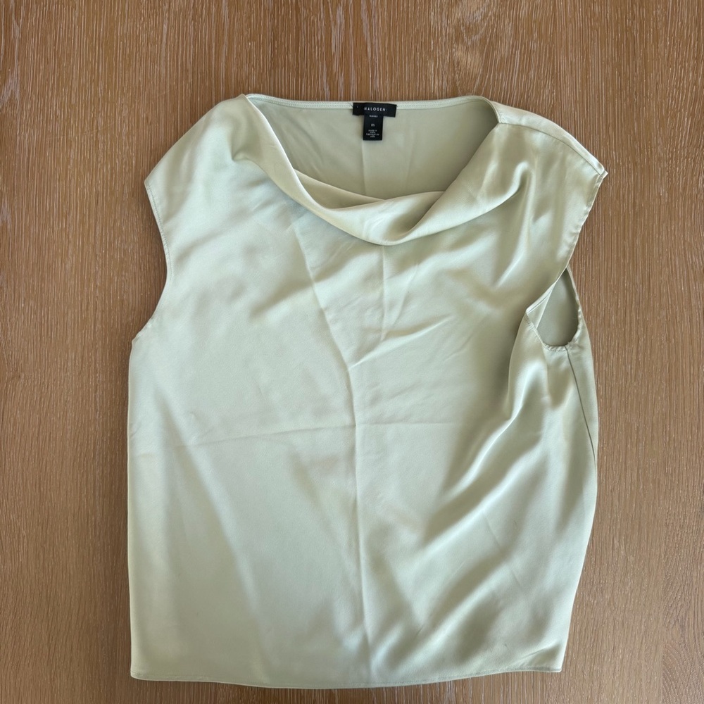 Halogen Sleeveless Cowl Neck Top - Pale Green